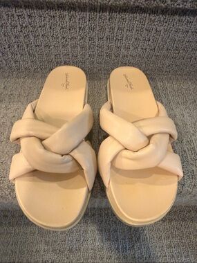 Universal Thread Braided Slide Sandals in Nude
